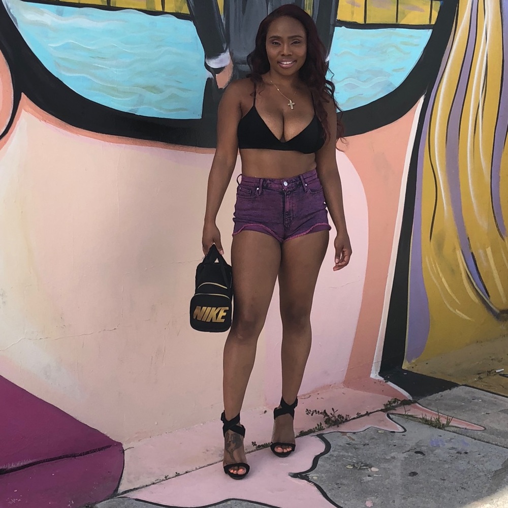 Meet your Posher, Brandy